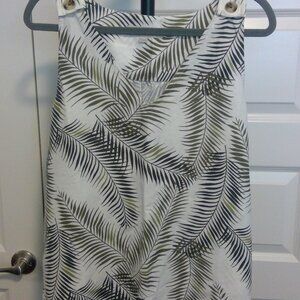 Loft Tank with Green Palm Leaves